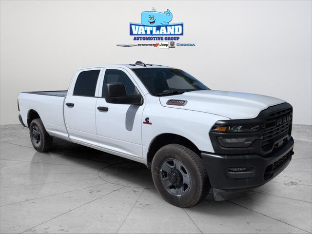 2025 RAM Ram 3500 RAM 3500 TRADESMAN CREW CAB 4X2 8 BOX