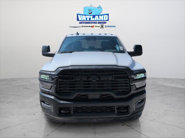 2025 RAM Ram 3500 RAM 3500 TRADESMAN CREW CAB 4X2 8 BOX