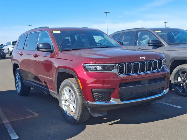 2025 Jeep Grand Cherokee GRAND CHEROKEE L LAREDO X 4X4