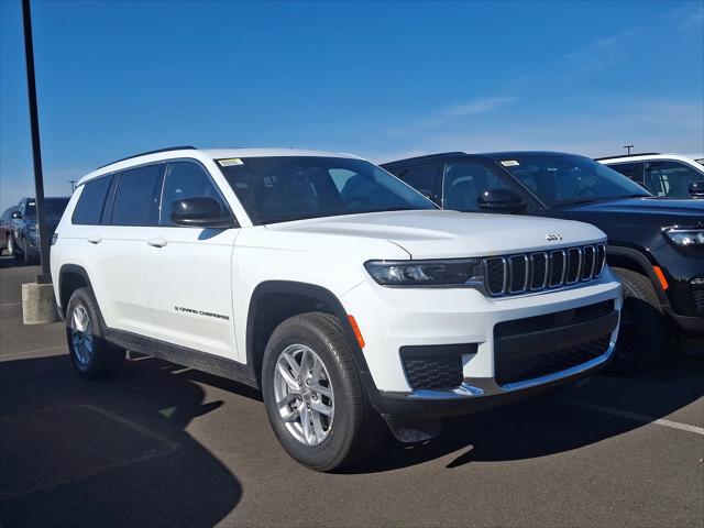 2025 Jeep Grand Cherokee GRAND CHEROKEE L LAREDO X 4X4