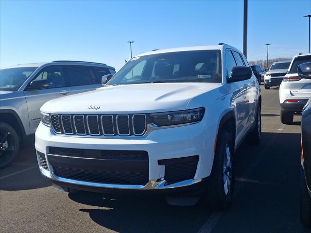 2025 Jeep Grand Cherokee GRAND CHEROKEE L LAREDO X 4X4