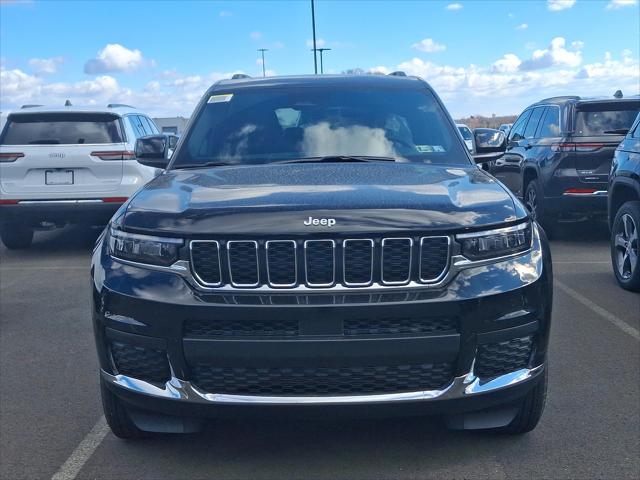 2025 Jeep Grand Cherokee GRAND CHEROKEE L LAREDO X 4X4