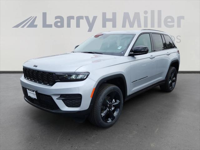 2025 Jeep Grand Cherokee GRAND CHEROKEE ALTITUDE X 4X4