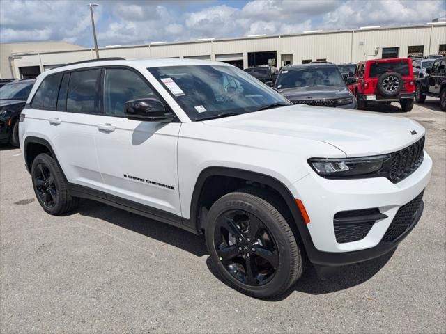 2025 Jeep Grand Cherokee GRAND CHEROKEE ALTITUDE 4X2