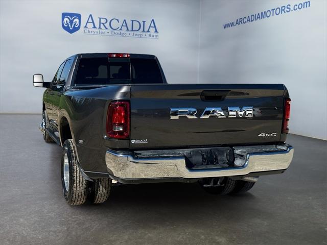 2025 RAM Ram 3500 RAM 3500 TRADESMAN CREW CAB 4X4 8 BOX