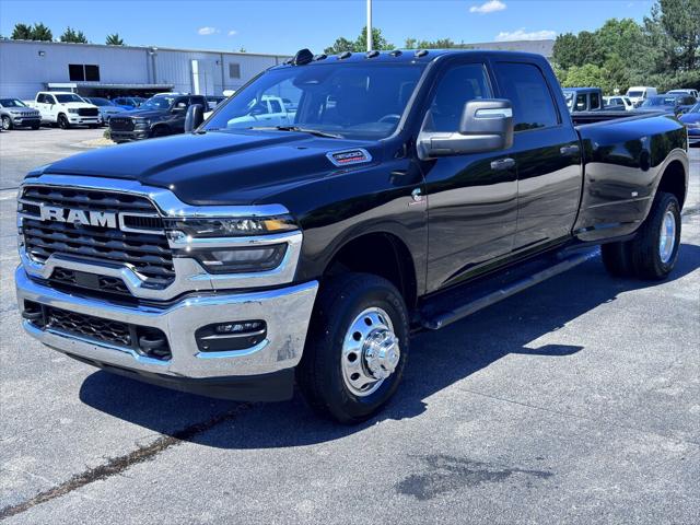 2025 RAM Ram 3500 RAM 3500 TRADESMAN CREW CAB 4X4 8 BOX