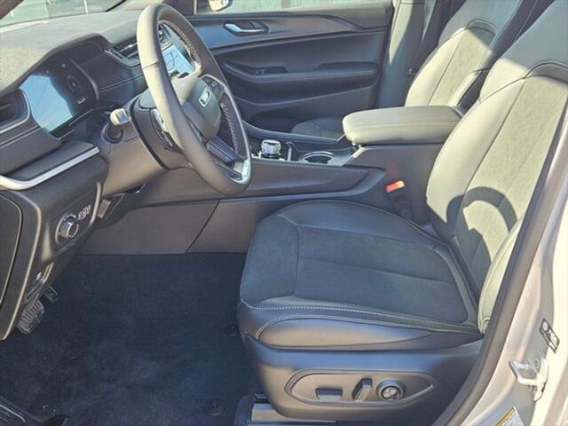 2025 Jeep Grand Cherokee GRAND CHEROKEE ALTITUDE X 4X2