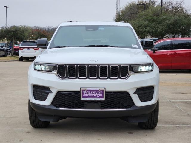 2025 Jeep Grand Cherokee GRAND CHEROKEE LAREDO X 4X2
