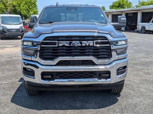 2025 RAM Ram 2500 RAM 2500 TRADESMAN CREW CAB 4X4 64 BOX