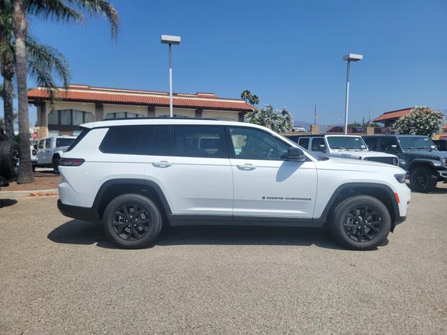 2025 Jeep Grand Cherokee GRAND CHEROKEE L ALTITUDE 4X4