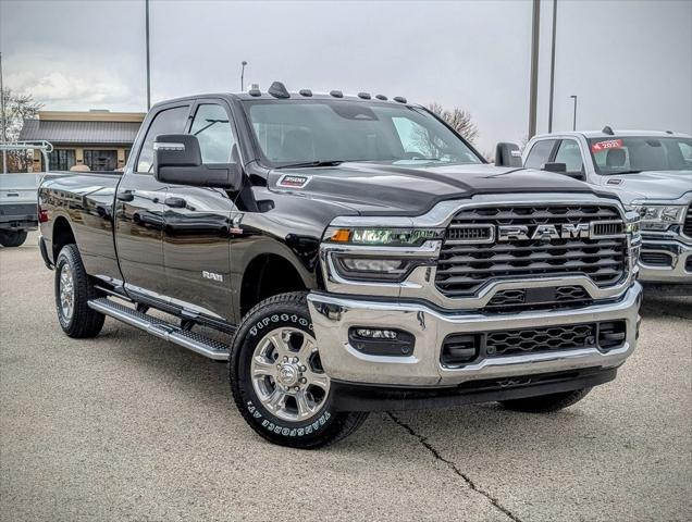 2025 RAM Ram 3500 RAM 3500 BIG HORN CREW CAB 4X4 8 BOX