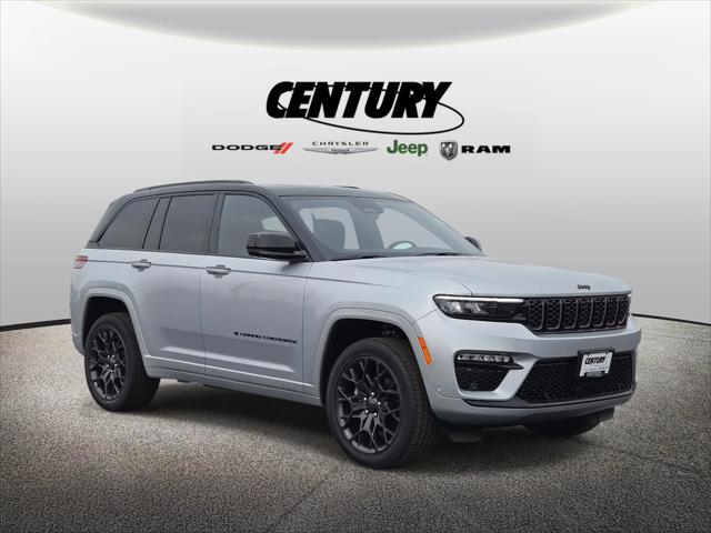 2025 Jeep Grand Cherokee GRAND CHEROKEE SUMMIT 4X4