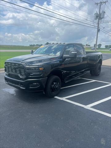 2025 RAM Ram 3500 RAM 3500 TRADESMAN CREW CAB 4X4 8 BOX