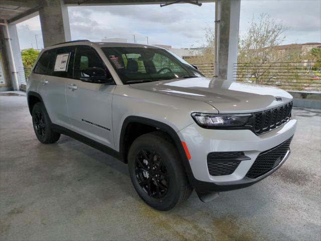 2025 Jeep Grand Cherokee GRAND CHEROKEE ALTITUDE 4X2