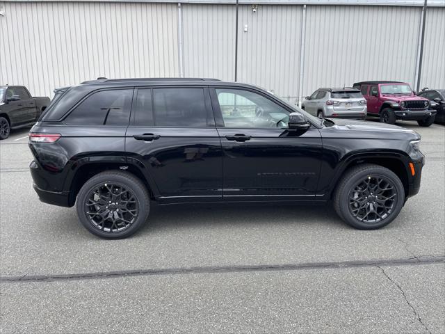 2025 Jeep Grand Cherokee GRAND CHEROKEE SUMMIT RESERVE 4X4