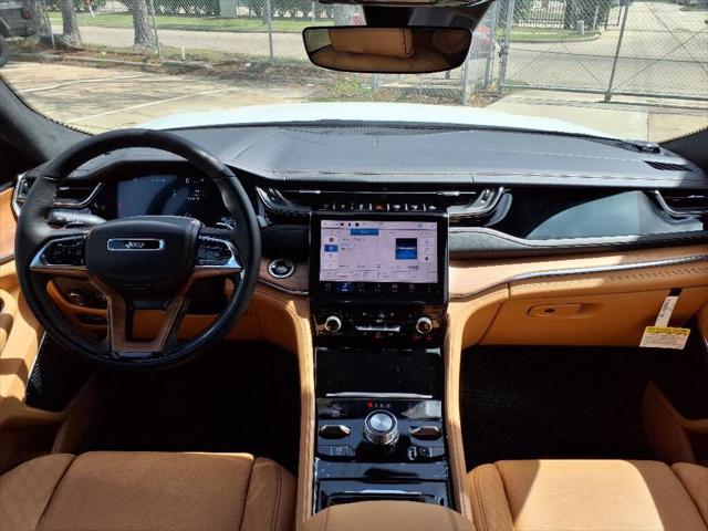 2025 Jeep Grand Cherokee GRAND CHEROKEE SUMMIT RESERVE 4X4