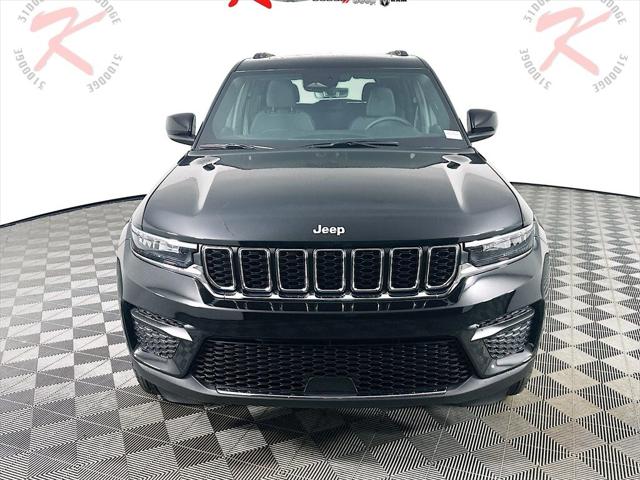 2025 Jeep Grand Cherokee GRAND CHEROKEE LAREDO X 4X2