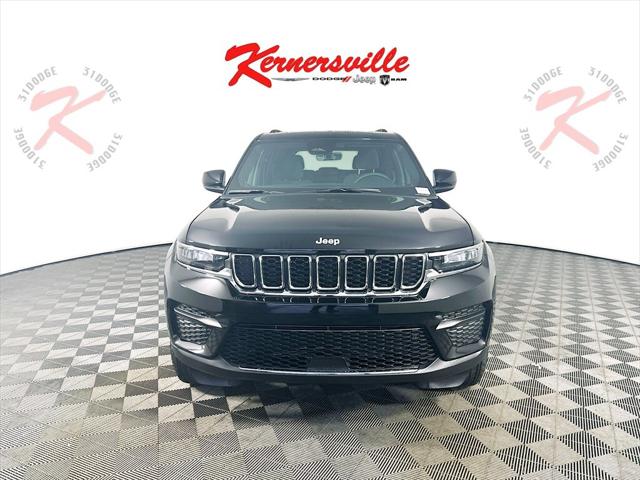 2025 Jeep Grand Cherokee GRAND CHEROKEE LAREDO X 4X4