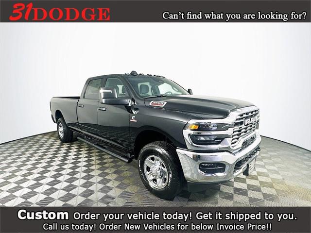 2025 RAM Ram 3500 RAM 3500 TRADESMAN CREW CAB 4X4 8 BOX