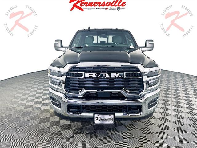 2025 RAM Ram 3500 RAM 3500 TRADESMAN CREW CAB 4X4 8 BOX