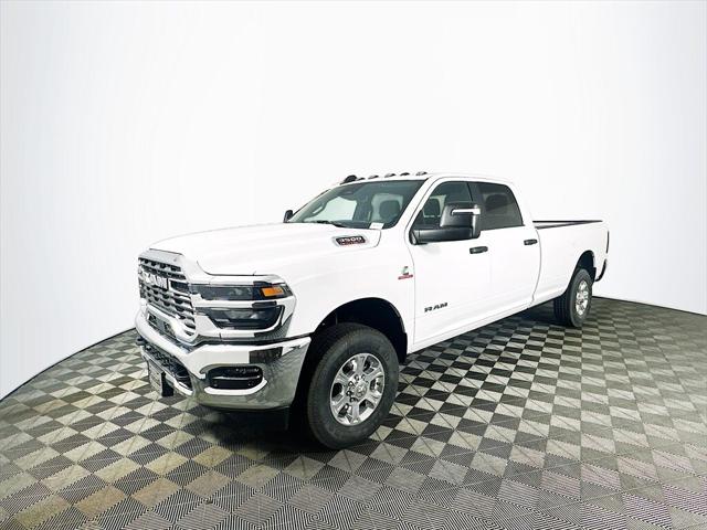 2025 RAM Ram 3500 RAM 3500 BIG HORN CREW CAB 4X4 8 BOX