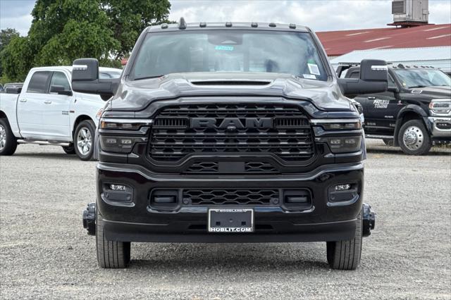 2025 RAM Ram 3500 RAM 3500 LIMITED MEGA CAB 4X4 64 BOX