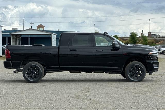 2025 RAM Ram 3500 RAM 3500 LARAMIE MEGA CAB 4X4 64 BOX