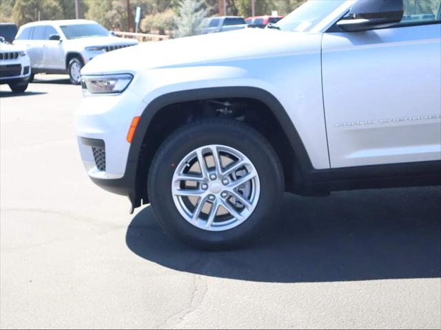 2025 Jeep Grand Cherokee Laredo 4x4