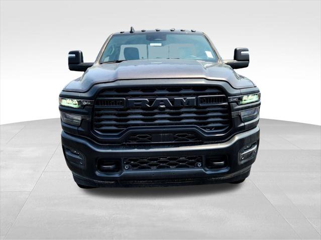 2025 RAM Ram 3500 RAM 3500 TRADESMAN REGULAR CAB 4X4 8 BOX