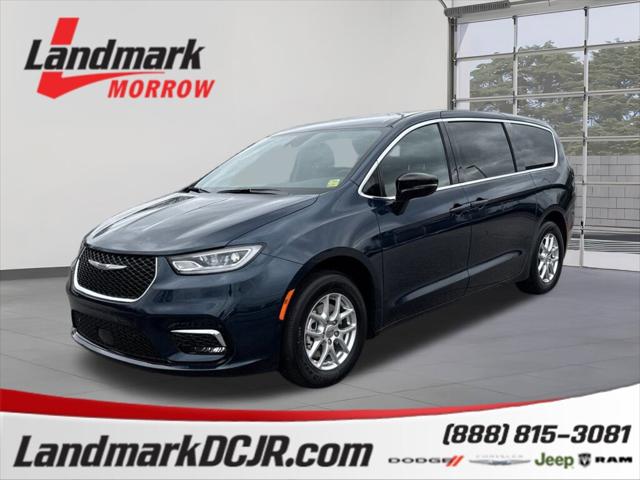 2025 Chrysler Pacifica PACIFICA SELECT