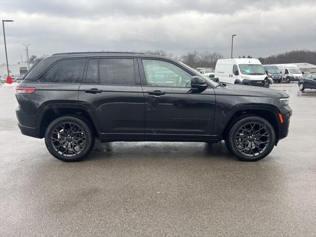 2025 Jeep Grand Cherokee GRAND CHEROKEE SUMMIT 4X4