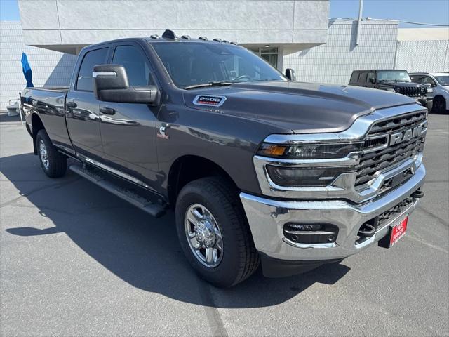 2025 RAM Ram 2500 RAM 2500 TRADESMAN CREW CAB 4X4 8 BOX