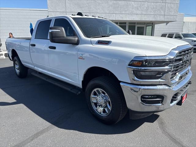 2025 RAM Ram 2500 RAM 2500 TRADESMAN CREW CAB 4X4 8 BOX
