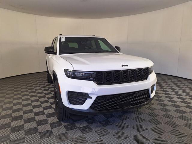2025 Jeep Grand Cherokee GRAND CHEROKEE ALTITUDE X 4X4