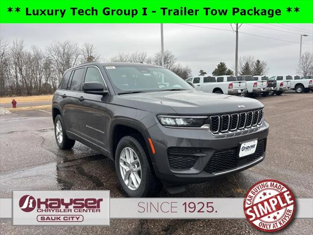2025 Jeep Grand Cherokee GRAND CHEROKEE LAREDO X 4X4