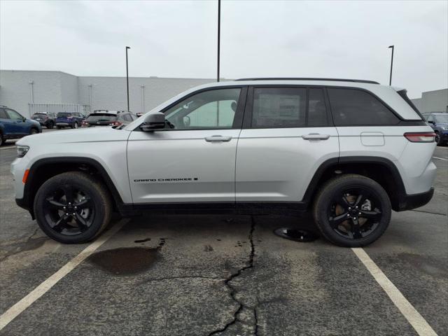 2025 Jeep Grand Cherokee GRAND CHEROKEE ALTITUDE X 4X4