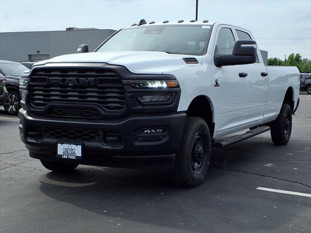 2025 RAM Ram 2500 RAM 2500 TRADESMAN CREW CAB 4X4 8 BOX