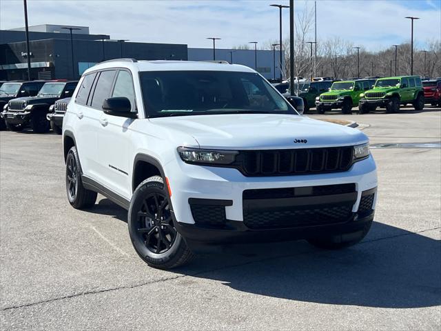 2025 Jeep Grand Cherokee GRAND CHEROKEE L ALTITUDE X 4X4