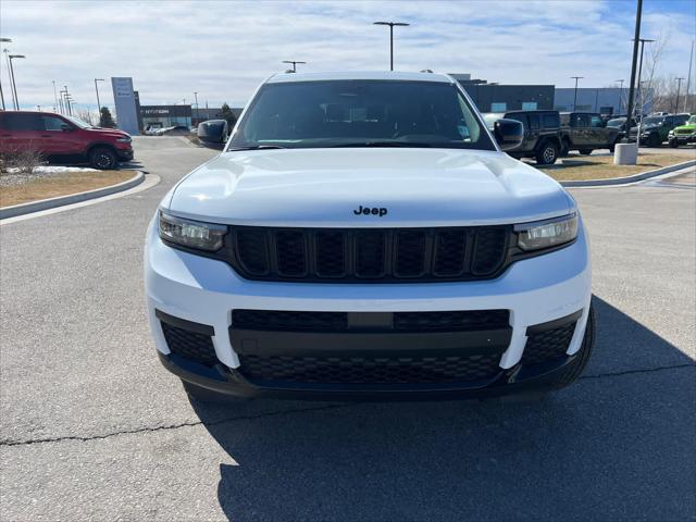 2025 Jeep Grand Cherokee GRAND CHEROKEE L ALTITUDE X 4X4