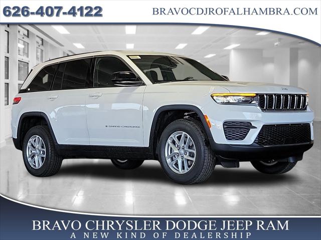 2025 Jeep Grand Cherokee GRAND CHEROKEE LAREDO X 4X2