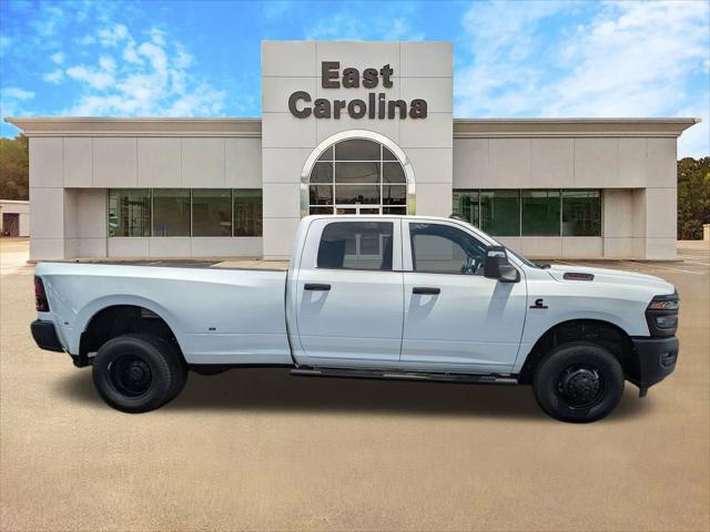 2025 RAM Ram 3500 RAM 3500 TRADESMAN CREW CAB 4X4 8 BOX