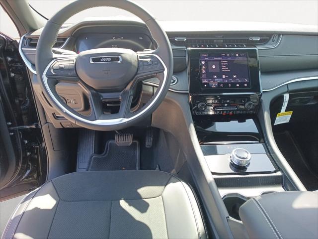 2025 Jeep Grand Cherokee GRAND CHEROKEE ALTITUDE 4X2