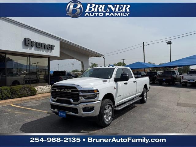 2025 RAM Ram 3500 RAM 3500 LONE STAR CREW CAB 4X4 8 BOX