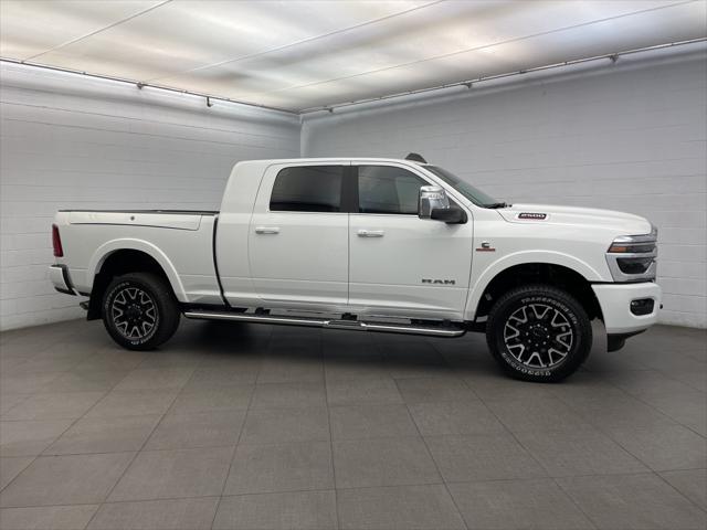 2025 RAM Ram 2500 RAM 2500 LIMITED LONGHORN MEGA CAB 4X4 64 BOX