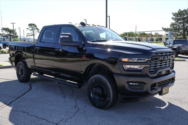 2025 RAM Ram 2500 RAM 2500 TRADESMAN CREW CAB 4X4 64 BOX