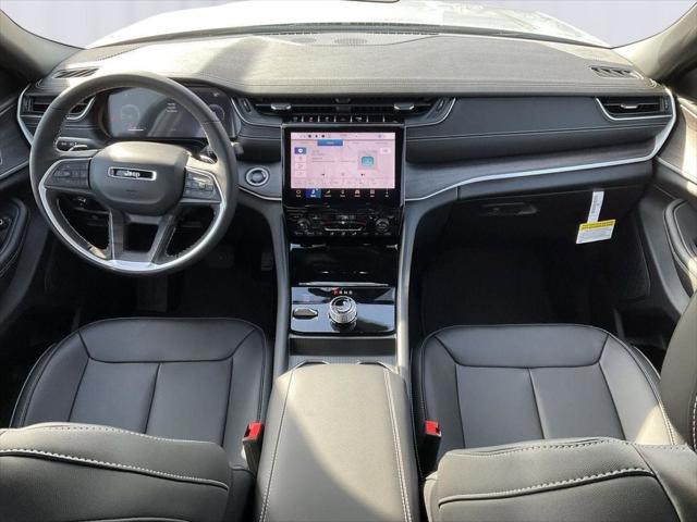 2025 Jeep Grand Cherokee GRAND CHEROKEE L LIMITED 4X4 2025 Jeep Grand Cherokee GRAND CHEROKEE L LIMITED 4X4