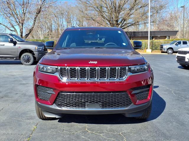 2025 Jeep Grand Cherokee GRAND CHEROKEE LAREDO X 4X2