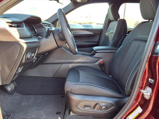 2025 Jeep Grand Cherokee GRAND CHEROKEE LAREDO X 4X2