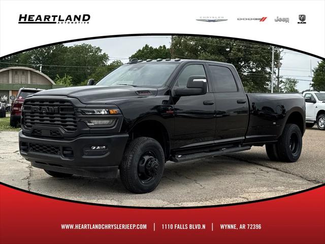 2025 RAM Ram 3500 RAM 3500 TRADESMAN CREW CAB 4X4 8 BOX