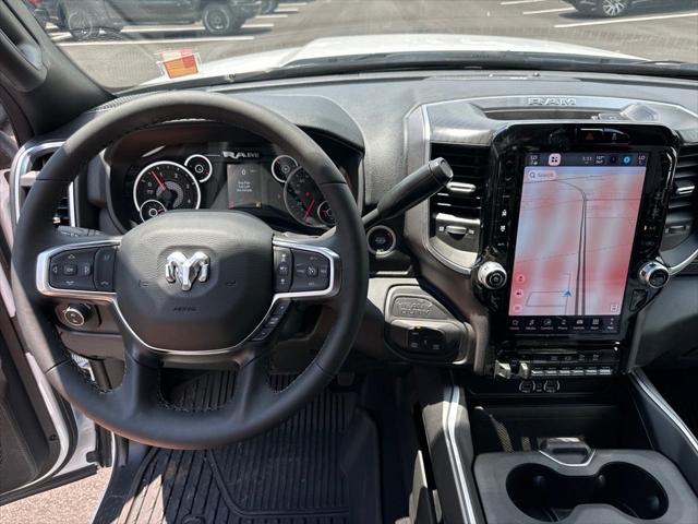 2025 RAM 2500 RAM 2500 BIG HORN CREW CAB 4X4 64 BOX